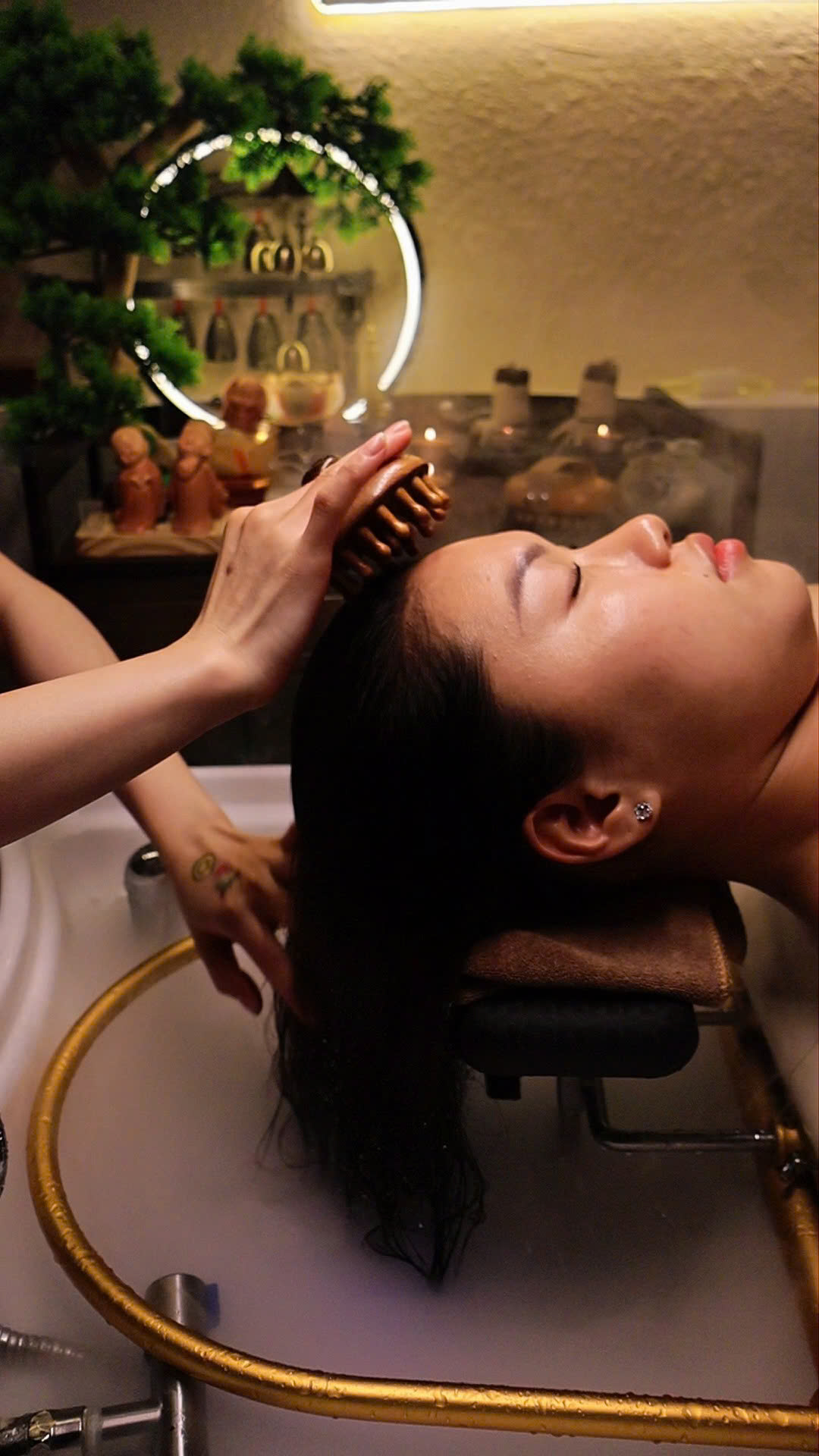 Massage đầu vai Head & Shoulder Therapy tại NAP